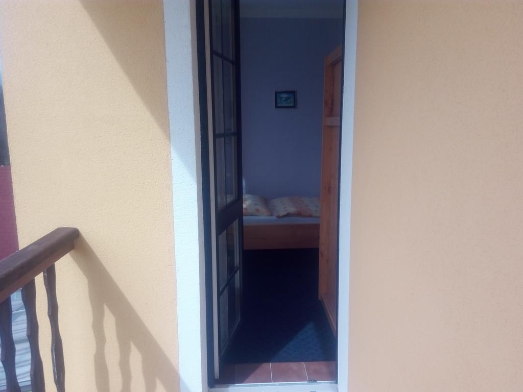 Pension Pastis Janov Exterior foto